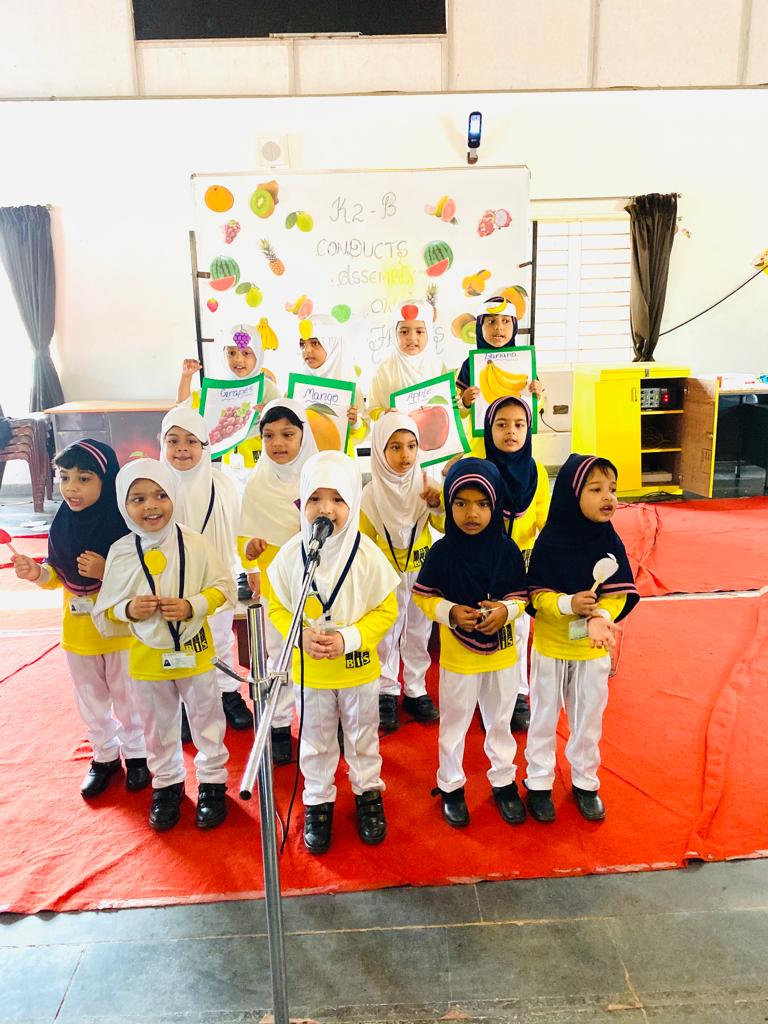 KG Assembly: Different types of Fruits